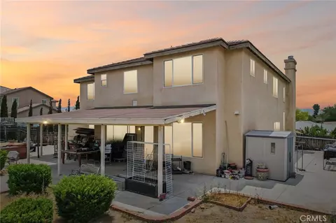 Exterior - 19216 Saguaro Way, Apple Valley, CA 92308 photo 11 of 13