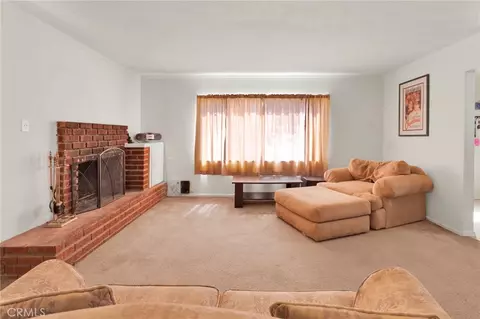 Living - 15129 Cedar St, Hesperia, CA 92345 photo 1 of 3