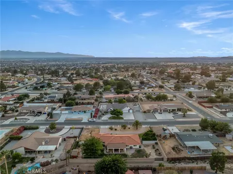 View/Area - 14231 Tawya, Apple Valley, CA 92307 photo 3 of 5