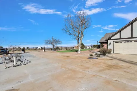 5205 Snow Line, Phelan, CA 92371 photo 5