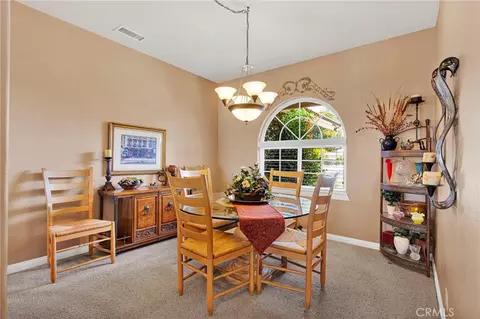 Dining - 14128 Rincon, Apple Valley, CA 92307 photo 1 of 3