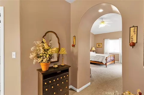 Entry Way - 14128 Rincon, Apple Valley, CA 92307 photo 3 of 4