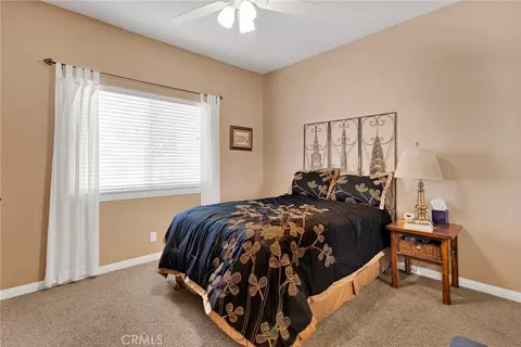 Bedroom - 14128 Rincon, Apple Valley, CA 92307 photo 7 of 9
