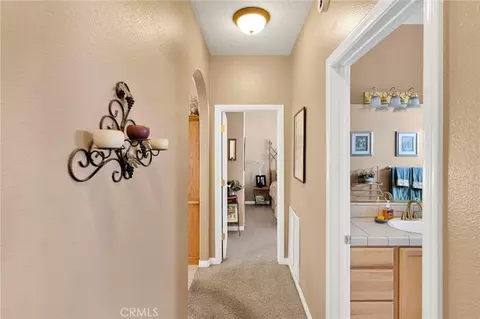 Entry Way - 14128 Rincon, Apple Valley, CA 92307 photo 4 of 4