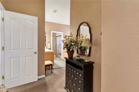 Entry Way - 14128 Rincon, Apple Valley, CA 92307 photo 2 of 4