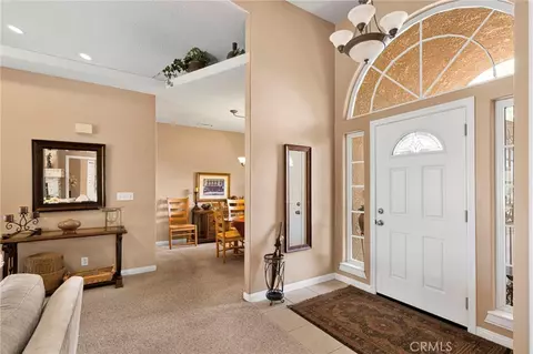 Entry Way - 14128 Rincon, Apple Valley, CA 92307 photo 1 of 4