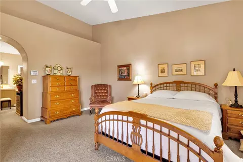 Bedroom - 14128 Rincon, Apple Valley, CA 92307 photo 2 of 9