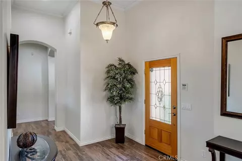 Entry Way - 19274 Kanbridge St, Apple Valley, CA 92308 photo 2 of 4