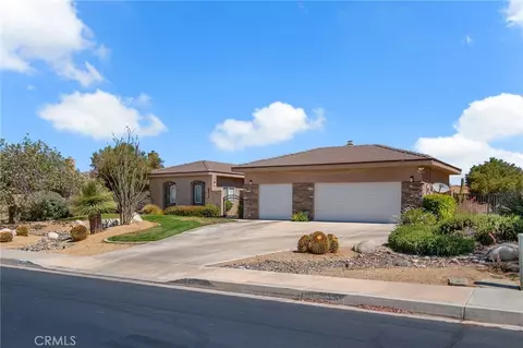 Exterior - 19274 Kanbridge St, Apple Valley, CA 92308 photo 3 of 6