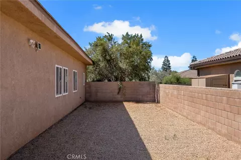 Exterior - 19274 Kanbridge St, Apple Valley, CA 92308 photo 6 of 6