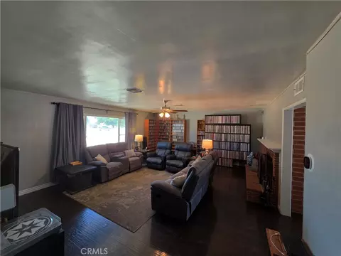 Living - 13033 Chief Joseph, Apple Valley, CA 92308 photo 1 of 3
