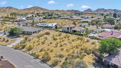 16425 Viho, Apple Valley, CA 92307