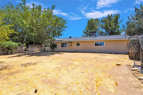Exterior - 31178 Pawnee, Lucerne Valley, CA 92356 photo 10 of 10