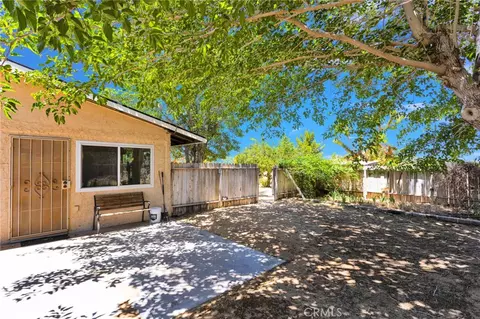 Exterior - 31178 Pawnee, Lucerne Valley, CA 92356 photo 8 of 10