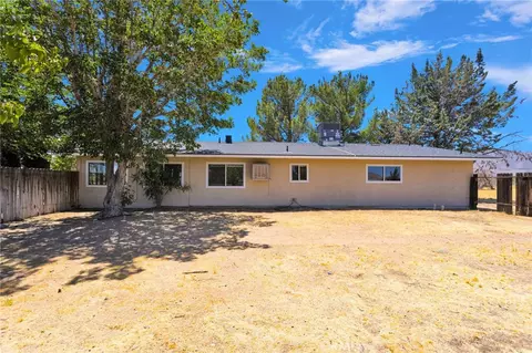 Exterior - 31178 Pawnee, Lucerne Valley, CA 92356 photo 9 of 10