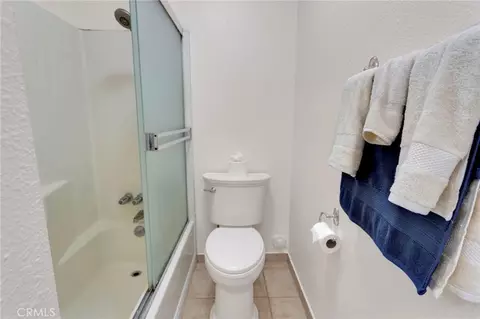 Bath - 31178 Pawnee, Lucerne Valley, CA 92356 photo 4 of 4