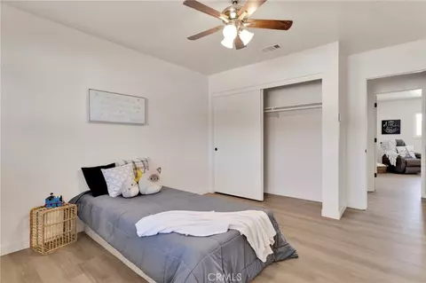 Bedroom - 31178 Pawnee, Lucerne Valley, CA 92356 photo 4 of 7