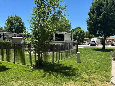 11591 Ridgemark Rd, Apple Valley, CA 92308 photo 4