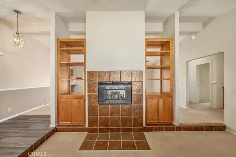 Living - 16466 Tude, Apple Valley, CA 92307 photo 3 of 15
