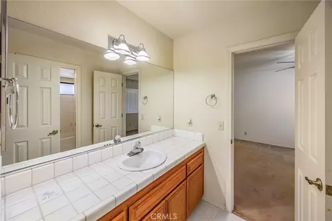 Bath - 16466 Tude, Apple Valley, CA 92307 photo 3 of 6