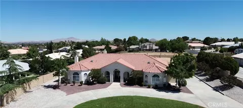 20230 Quail Run Rd, Apple Valley, CA 92308