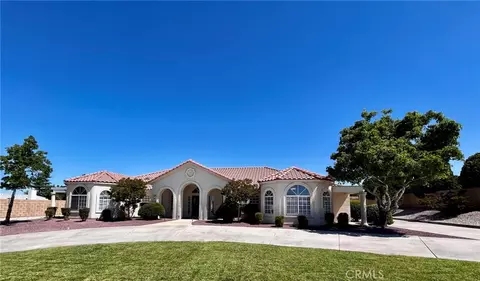 20230 Quail Run Rd, Apple Valley, CA 92308