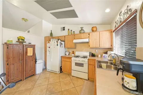 Kitchen - 47800 Madison, Indio, CA 92201 photo 2 of 2