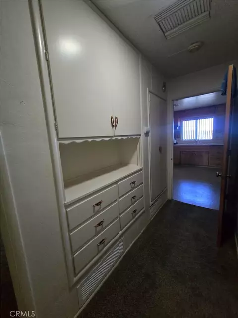 Entry Way - 25391 Bejoal, Barstow, CA 92311 photo 4 of 5