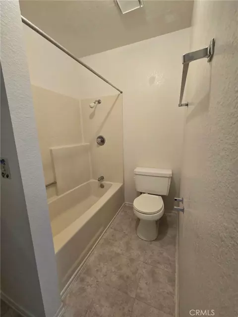 Bath - 25391 Bejoal, Barstow, CA 92311 photo 6 of 6