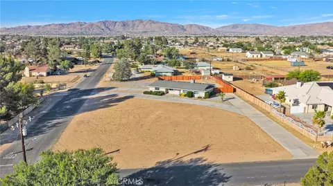 View/Area - 21330 Ramona, Apple Valley, CA 92307 photo 3 of 11