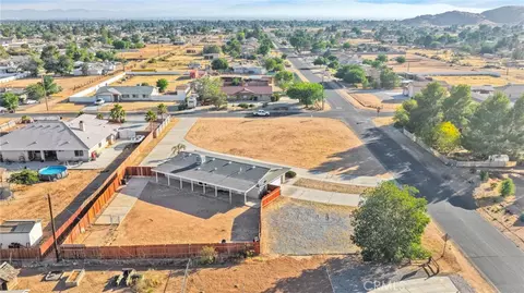 View/Area - 21330 Ramona, Apple Valley, CA 92307 photo 8 of 11
