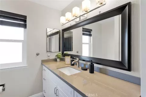 Bath - 21330 Ramona, Apple Valley, CA 92307 photo 4 of 5