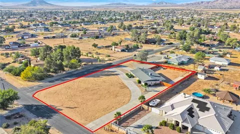 View/Area - 21330 Ramona, Apple Valley, CA 92307 photo 4 of 11