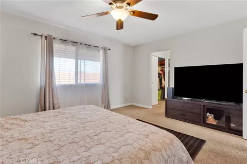 Bedroom - 21330 Ramona, Apple Valley, CA 92307 photo 6 of 6