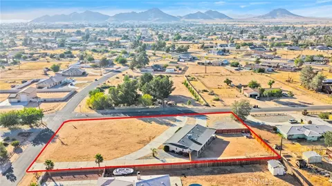 View/Area - 21330 Ramona, Apple Valley, CA 92307 photo 5 of 11