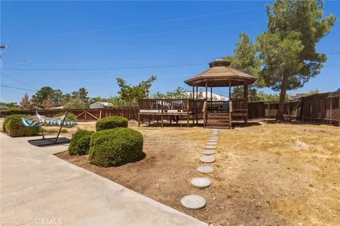 Exterior - 16230 Saint Timothy Rd, Apple Valley, CA 92307 photo 11 of 15