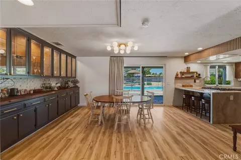 Dining - 16230 Saint Timothy Rd, Apple Valley, CA 92307 photo 3 of 5