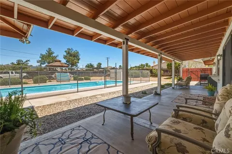 Exterior - 16230 Saint Timothy Rd, Apple Valley, CA 92307 photo 8 of 15