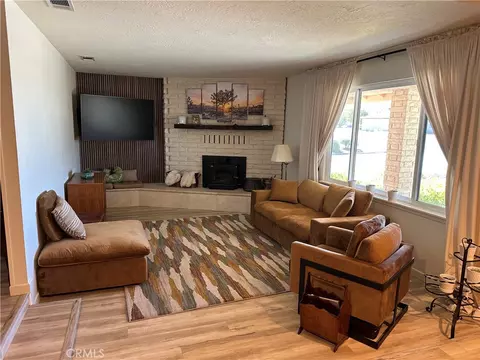 16230 Saint Timothy Rd, Apple Valley, CA 92307 photo 3
