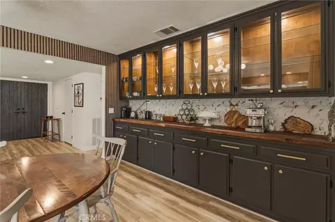 Dining - 16230 Saint Timothy Rd, Apple Valley, CA 92307 photo 5 of 5