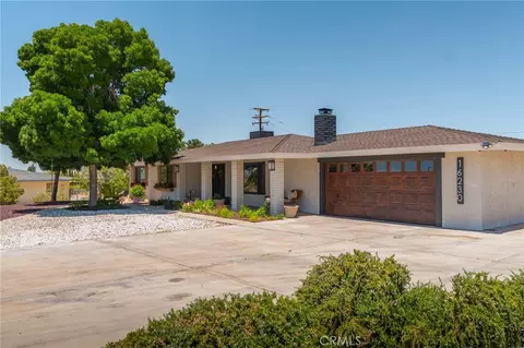 Exterior - 16230 Saint Timothy Rd, Apple Valley, CA 92307 photo 2 of 15