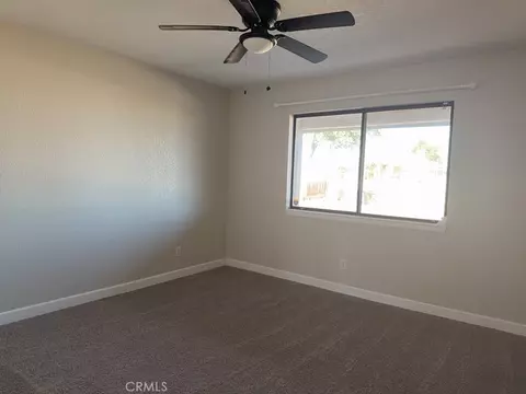 Bedroom - 13839 Rincon, Apple Valley, CA 92307 photo 9 of 15