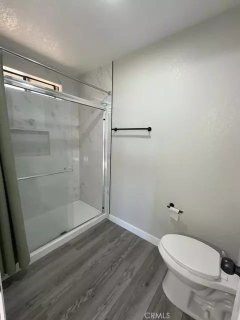 Bath - 13839 Rincon, Apple Valley, CA 92307 photo 3 of 5