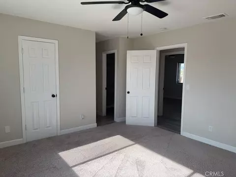 Bedroom - 13839 Rincon, Apple Valley, CA 92307 photo 15 of 15