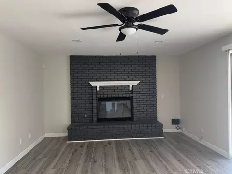 Living - 13839 Rincon, Apple Valley, CA 92307 photo 8 of 12