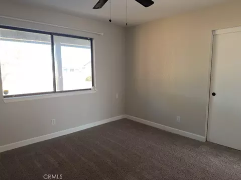 Bedroom - 13839 Rincon, Apple Valley, CA 92307 photo 12 of 15