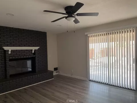 Living - 13839 Rincon, Apple Valley, CA 92307 photo 9 of 12