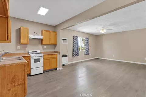 27763 Crestview, Barstow, CA 92311 photo 30