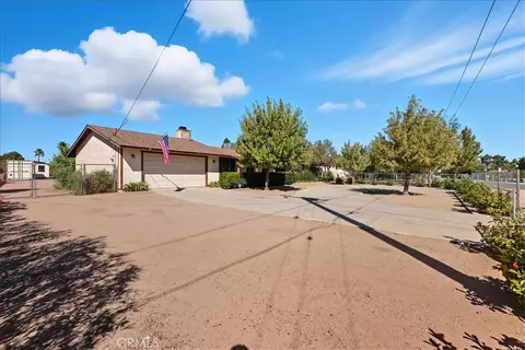 Exterior - 7344 Oxford Ave, Hesperia, CA 92345 photo 6 of 18