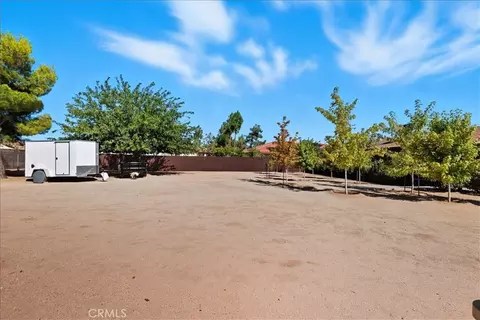 Exterior - 7344 Oxford Ave, Hesperia, CA 92345 photo 12 of 18